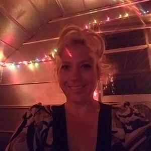 Meet your Posher, Marissa